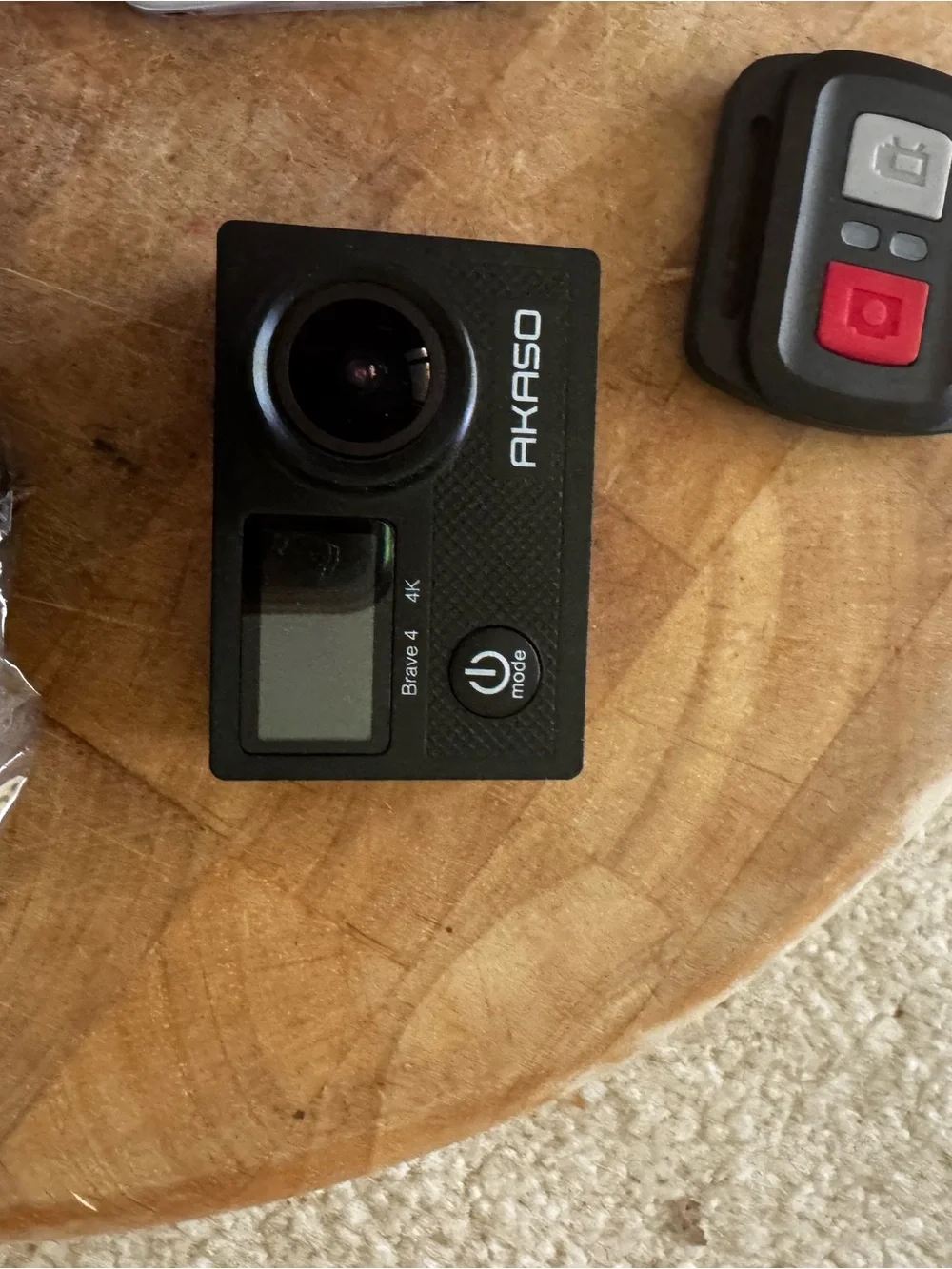 AKASO BRAVE 4 Action Camera Box - Black